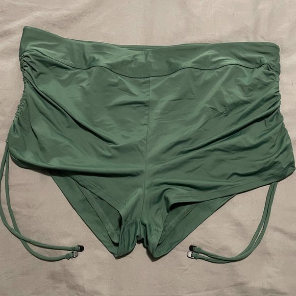 Addition Elle rushed boyshort swim bottoms - Picture 1 of 3